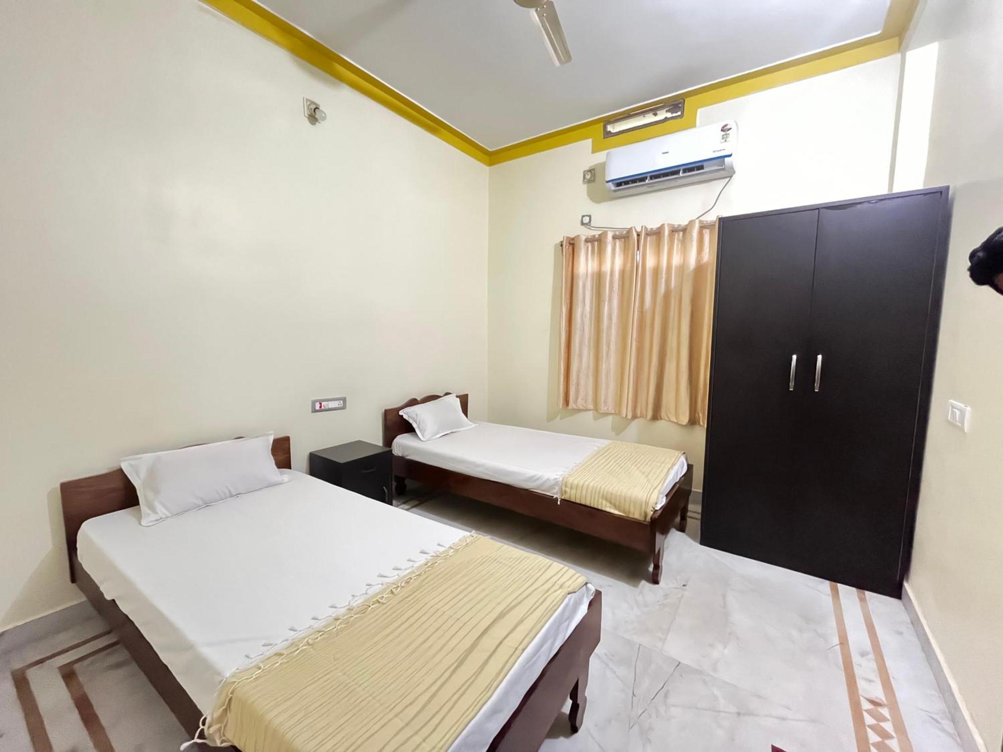 Hotel Manokamna Bodh Gaya Exterior photo