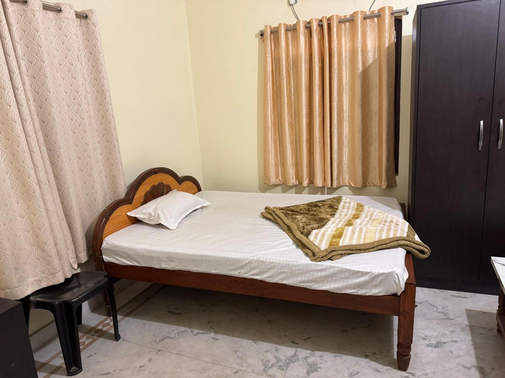 Hotel Manokamna Bodh Gaya Exterior photo
